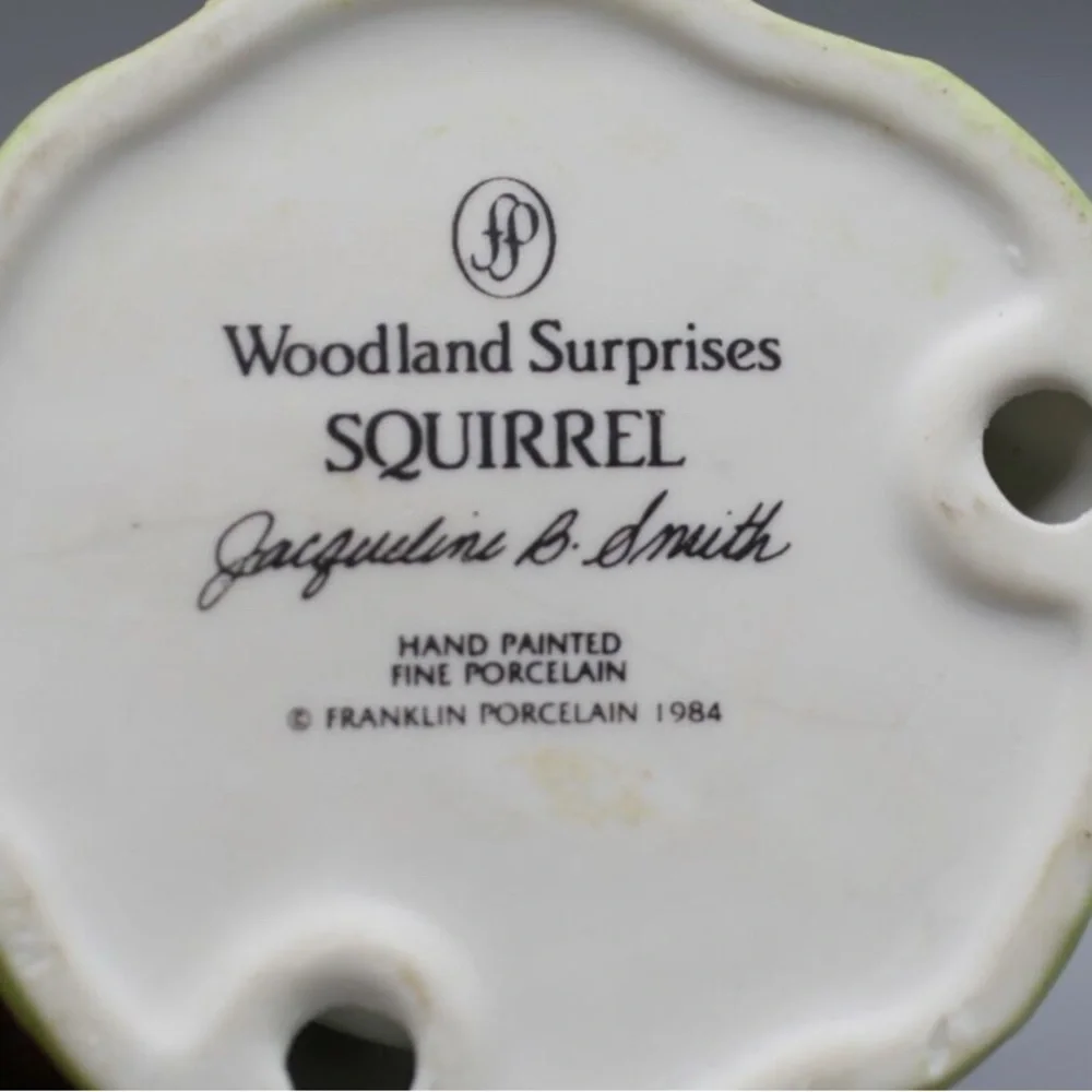 Woodland Surprised Squirrel Franklin Mint Vintage 1980’s
